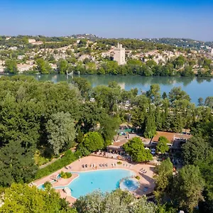 Du Pont D'avignon Campsite