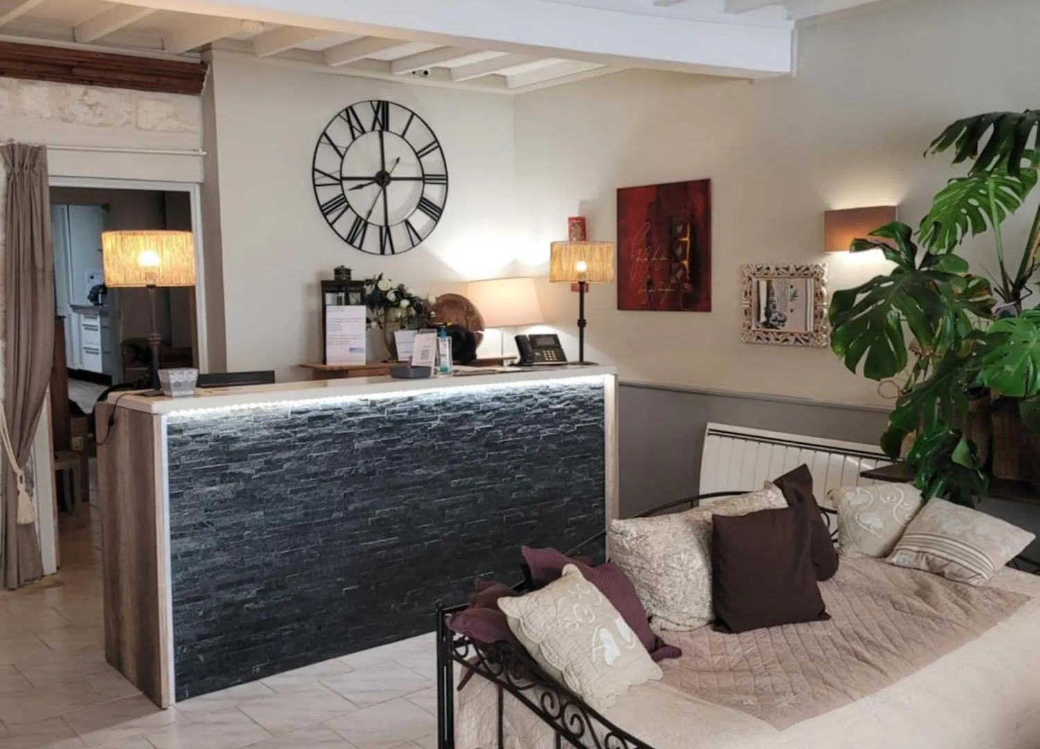 ***  Hotel Boquier France